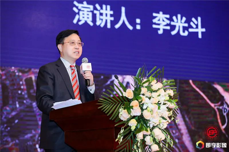 经典回眸 | 图说(2020)第十八届中国经济人物年会(图14) 经典回眸 | 图说(2020)第十八届中国经济人物年会(图14)